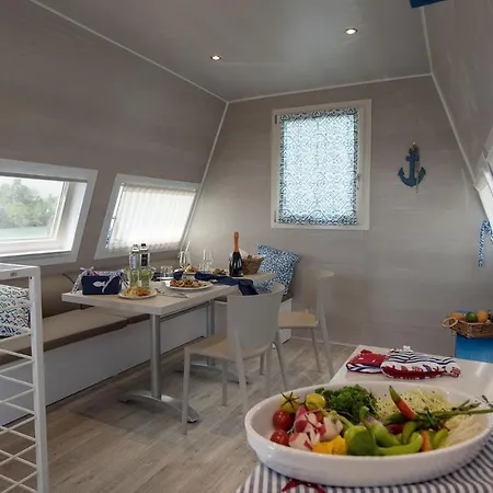 シャレー Marina Houseboat 2 Pax リニャーノ・サッビアドーロ
